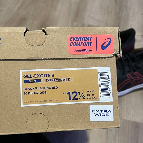 NWT Asics Gel-Excite 8 Running Shoes Mens Size 12.5 Black, Electric Red Wide 4E - Picture 7 of 12